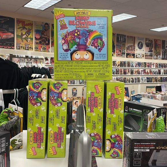 My first mind blowing science kit - Picture 2 of 5